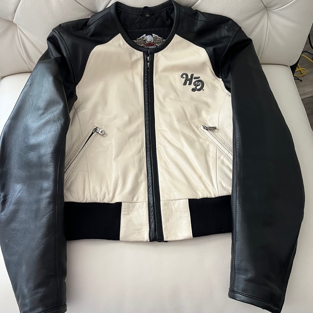Harley Davidson womens leather jacket